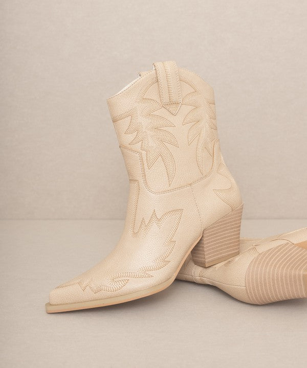 Nanti Embroidered Cowboy Boots