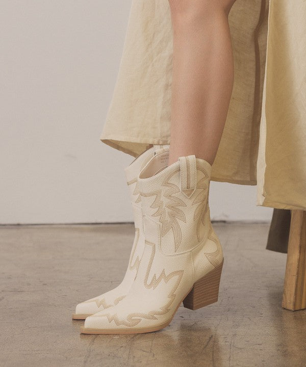 Nanti Embroidered Cowboy Boots