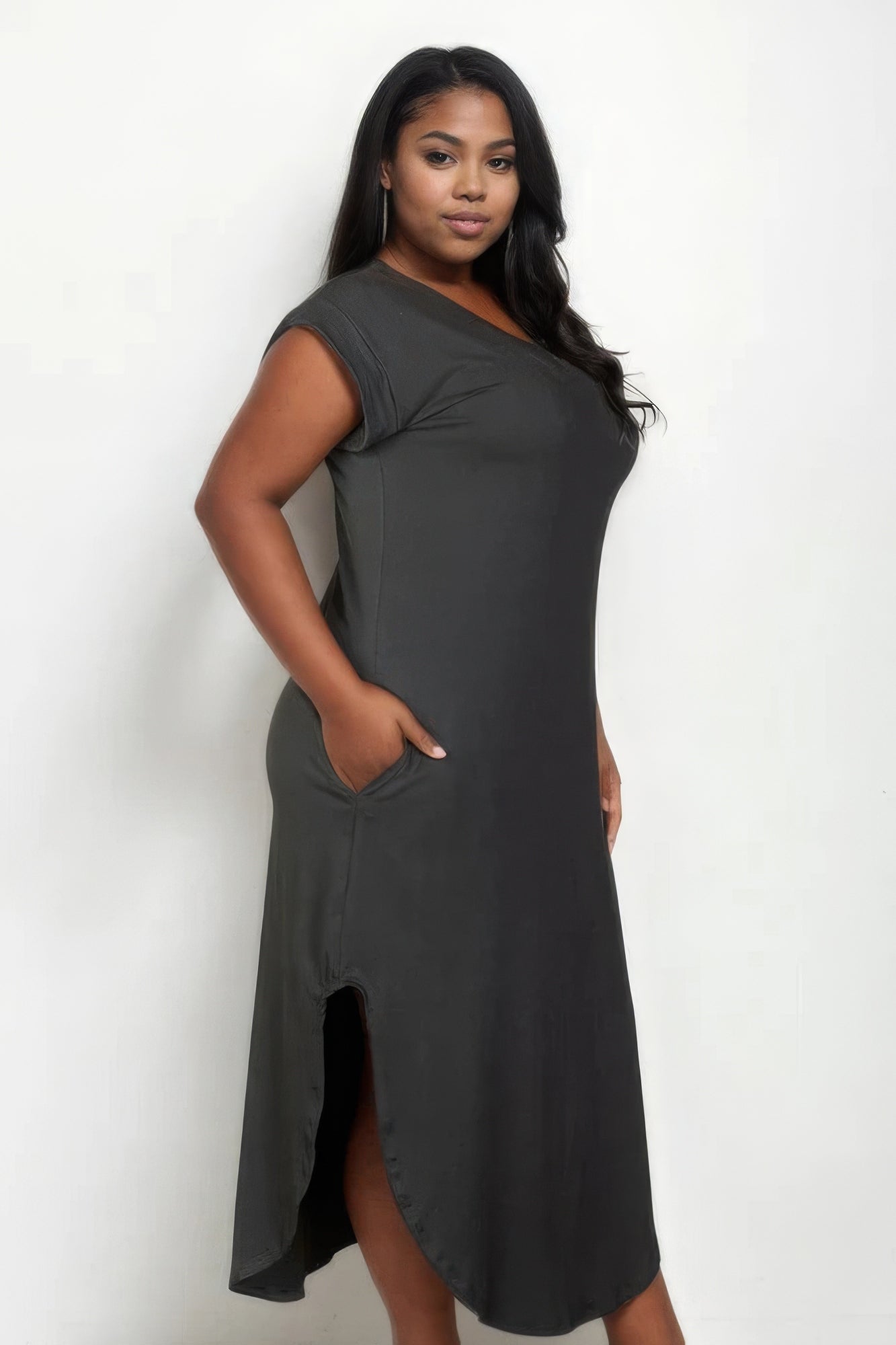 Plus Size Hidden Pocket Batwing Sleeve V Neck Long Dress - Black