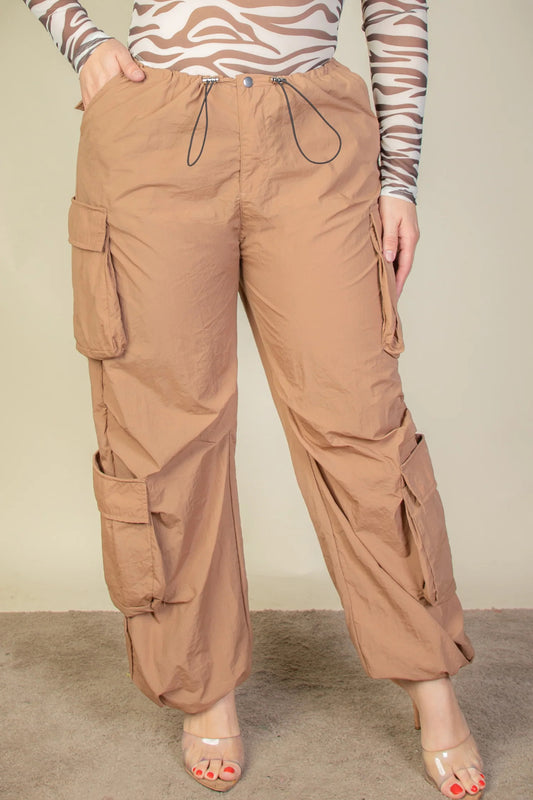 Plus Size Flap Pockets Drawstring Ruched Parachute Pants - Sugar Brown