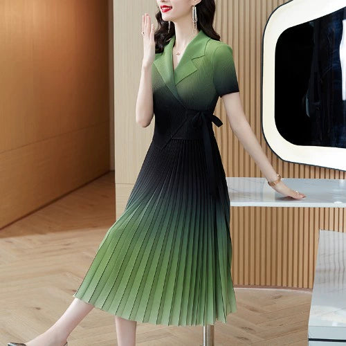 Women's Ombre Short Sleeved Collared Tie Waist Pleated Dress