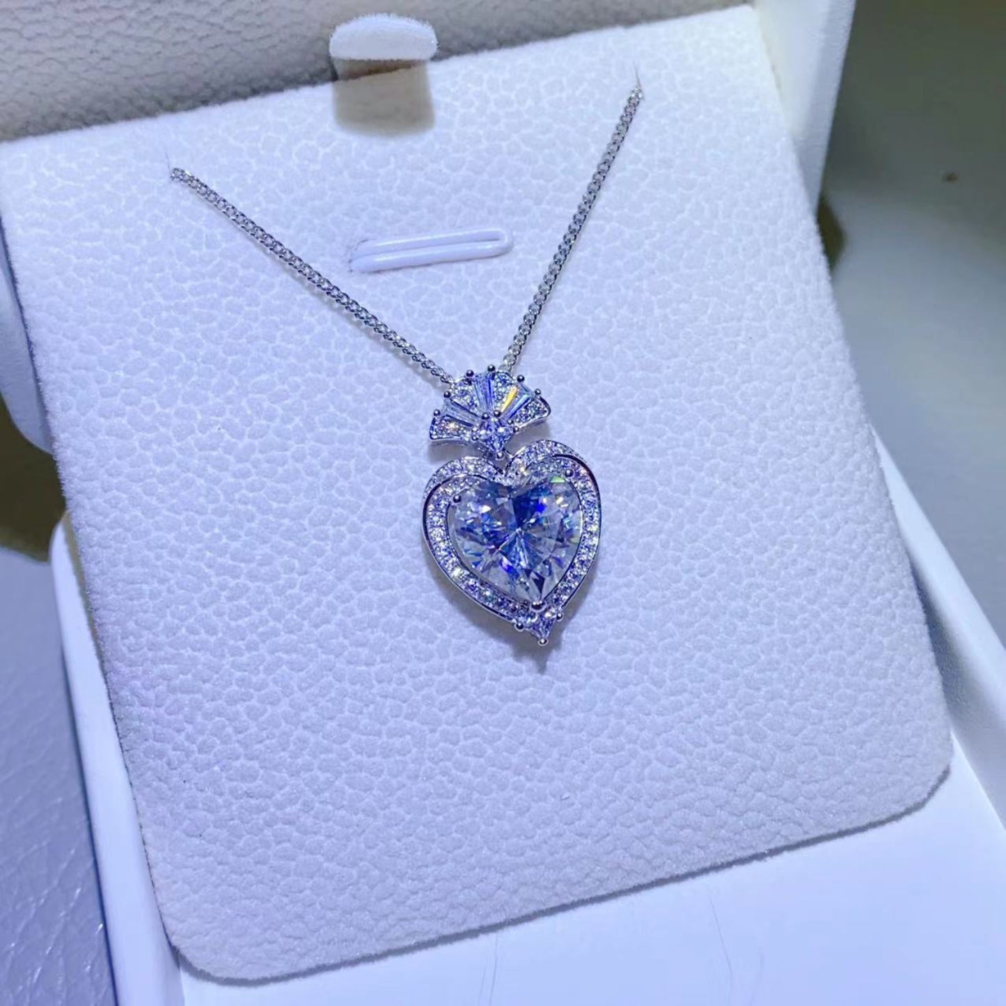 Royal Heart 3 Carat Moissanite 925 Sterling Silver Heart Pendant Necklace