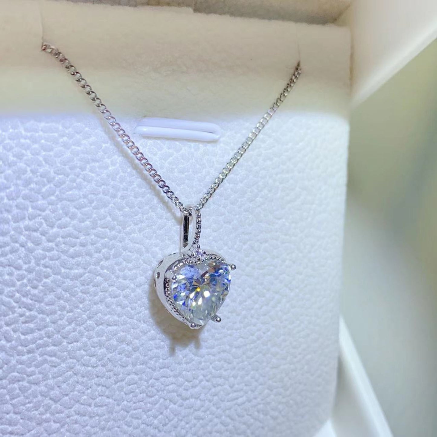 All Hearted 2 Carat Moissanite 925 Sterling Silver Necklace