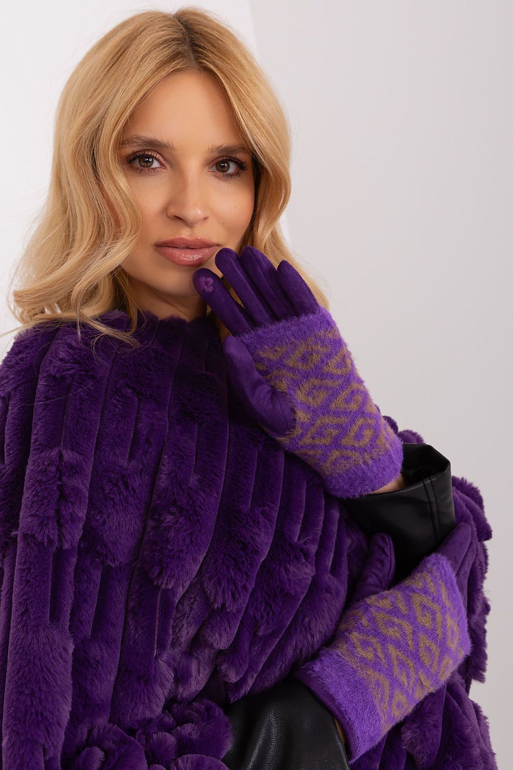 Gigi Insulated Soft Cotton Gloves - Purple