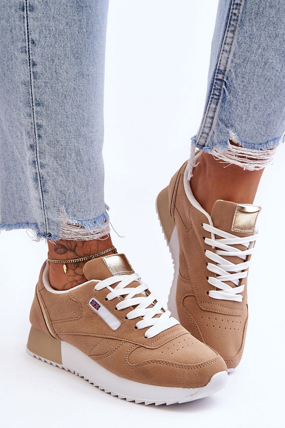 Side Kick Sport Shoes - Tan