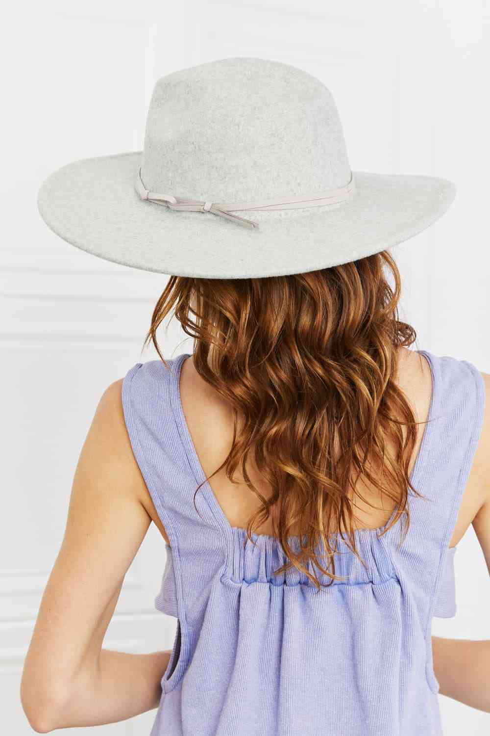 Blithe's Belted Fedora Hat - Light Gray